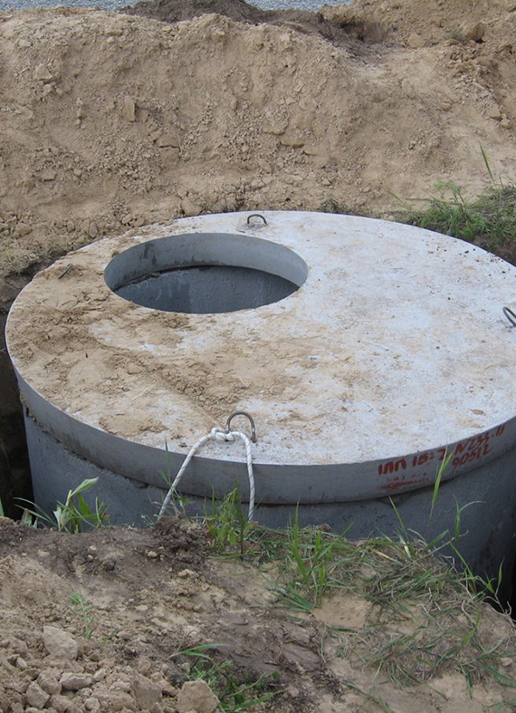 Выгребная яма из бетонных колец для дома и дачи